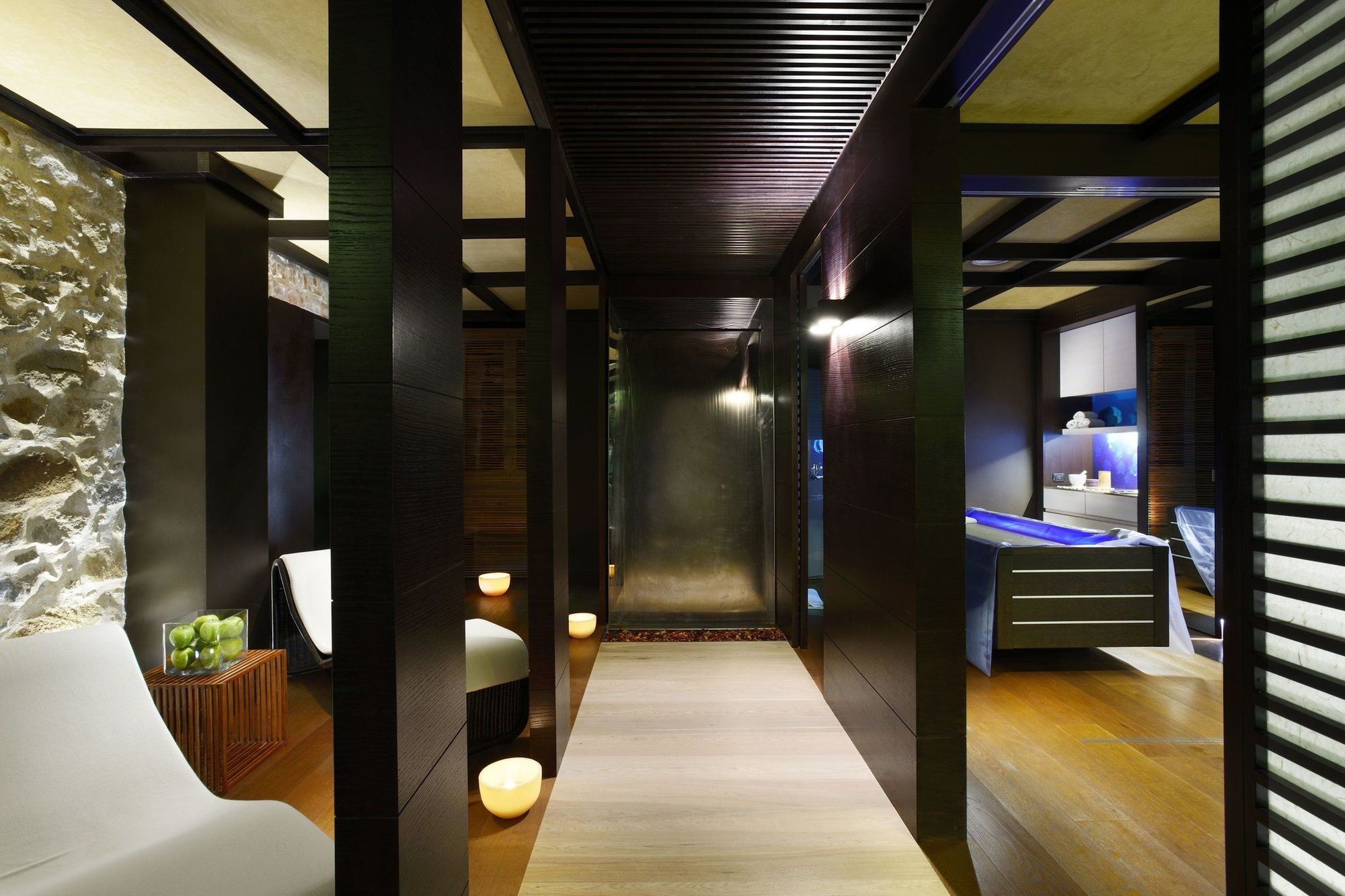 รอยัลโฮเต็ลซานเรโม Hotel ห้อง รูปภาพ The interior of the hotel