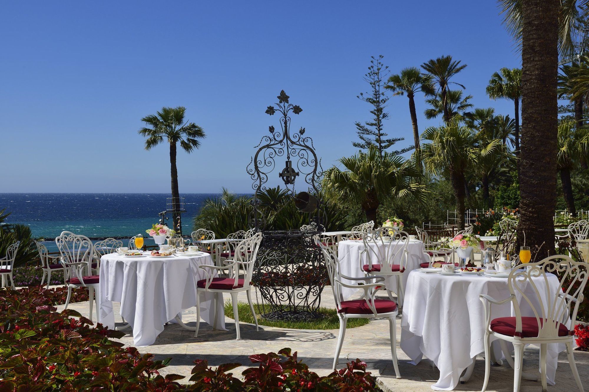 รอยัลโฮเต็ลซานเรโม Hotel ร้านอาหาร รูปภาพ The hotel's restaurant
