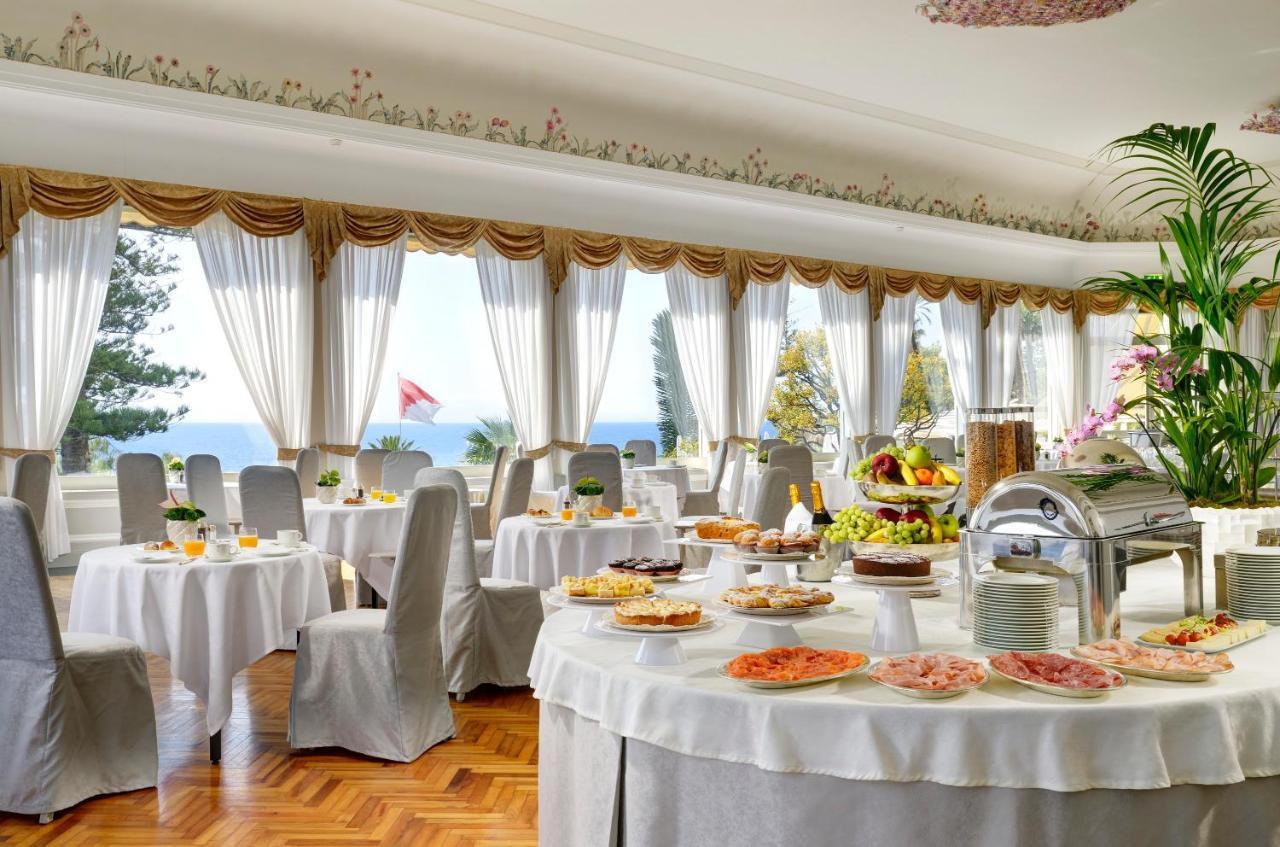 รอยัลโฮเต็ลซานเรโม Hotel ภายนอก รูปภาพ Restaurant